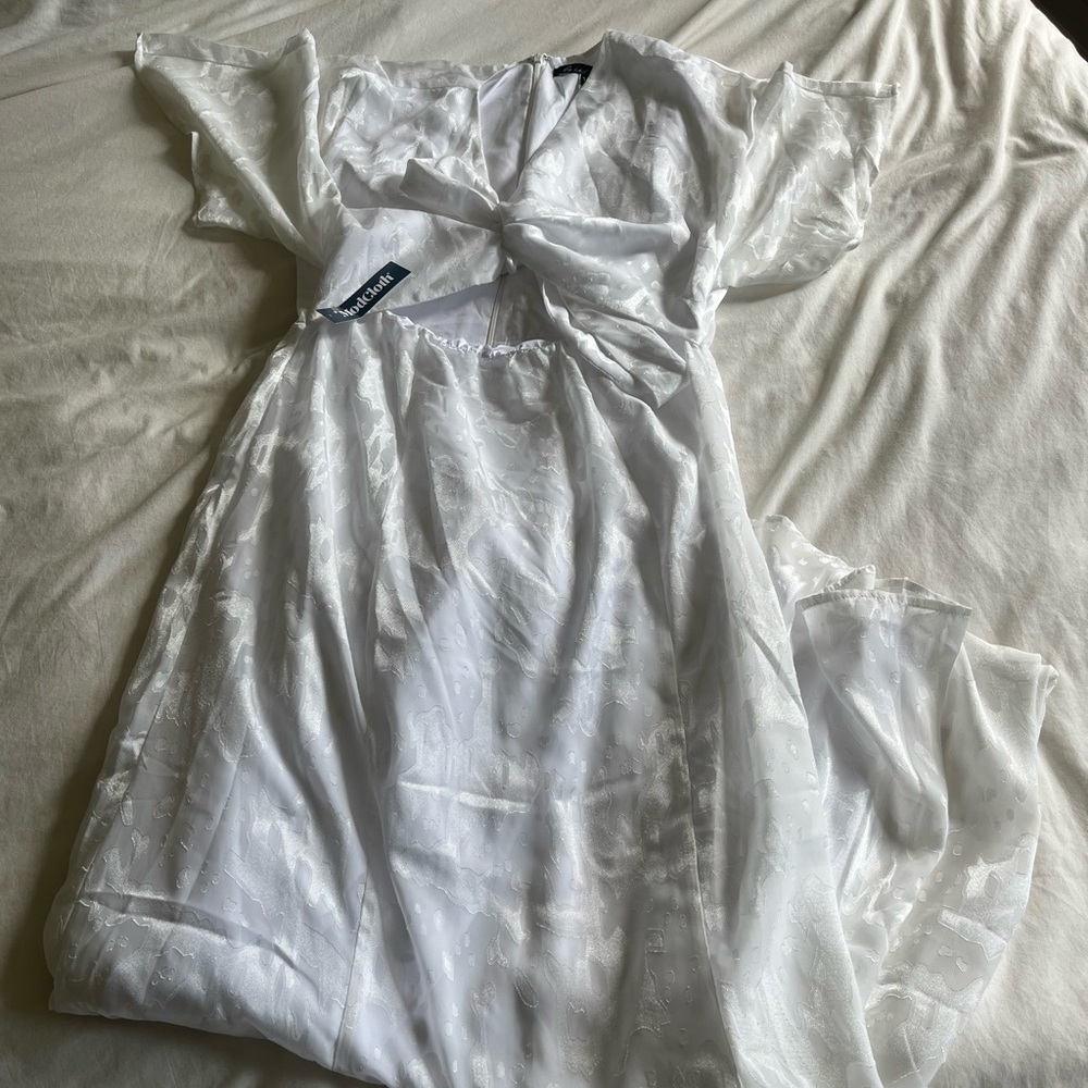 Hutch Kayla Jacquard Tie-Front Maxi Dress White - Picture 5 of 8